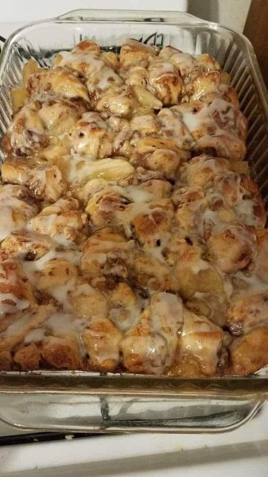 CINNAMON ROLL FRENCH TOAST CASSEROLE