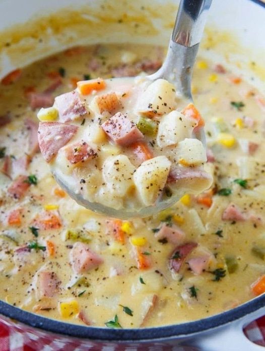 SMOKED HAM, POTATO, AND CORN CHOWDER