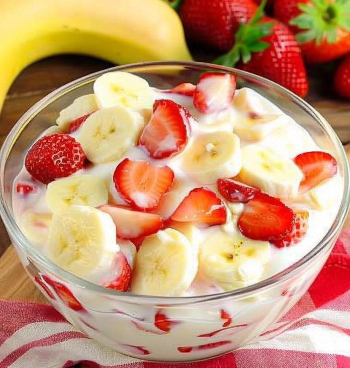 STRAWBERRY CHEESECAKE SALAD