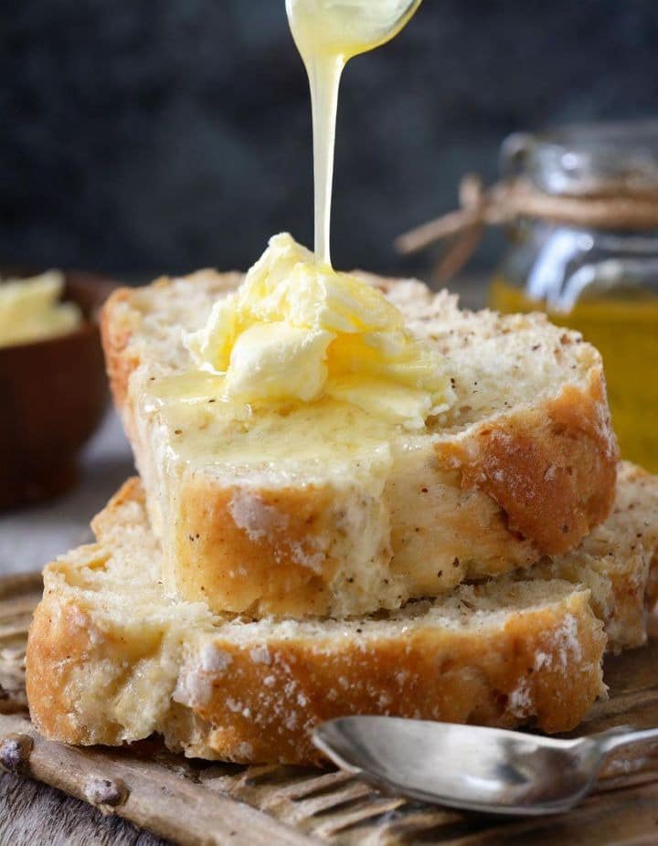 CREAMY BAKED MAC AND CHEESE Share