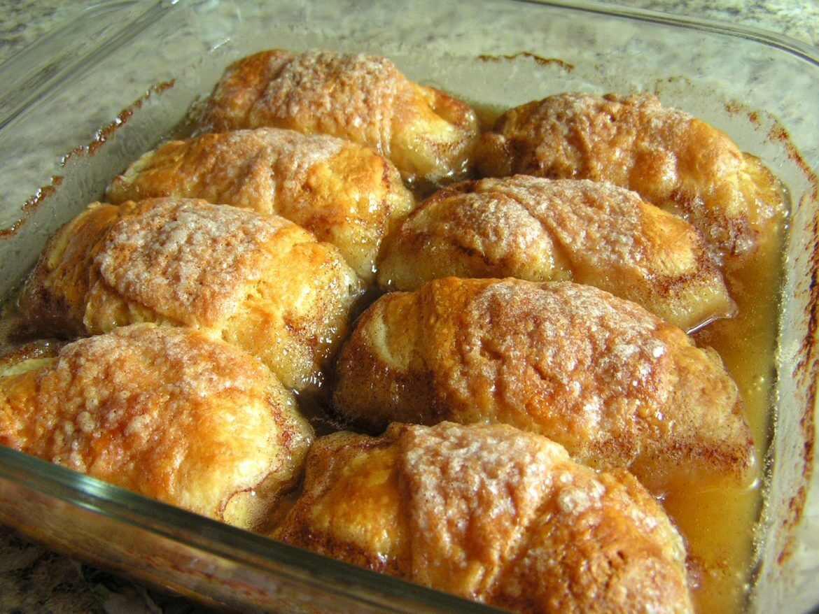 PIONEER WOMANS APPLE DUMPLINGS