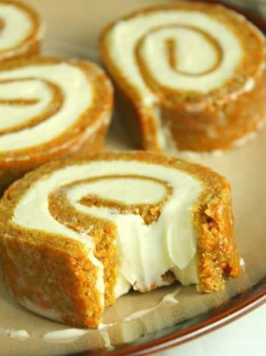 Recipe for Carrot Cake with Cream Cheese Filling