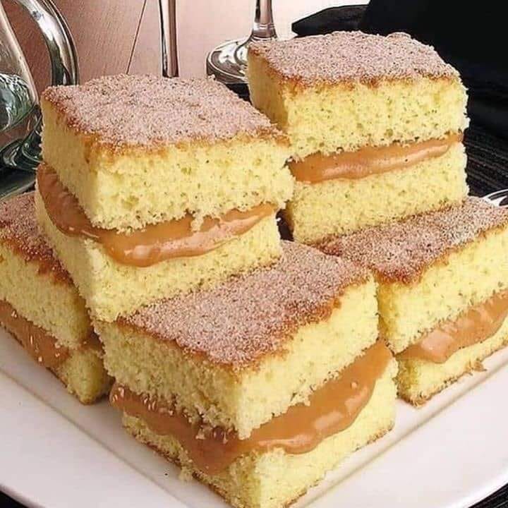 CHURROS CAKE WITH SWEET MILK