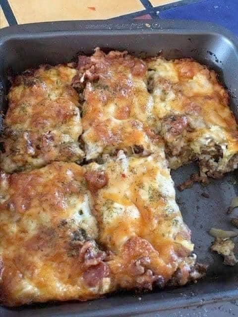 Low Carb Bacon Cheeseburger Casserole