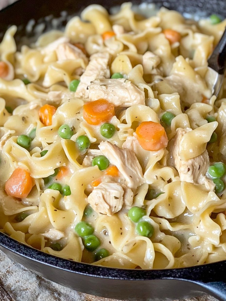 Chicken Pot Pie Noodle Skillet