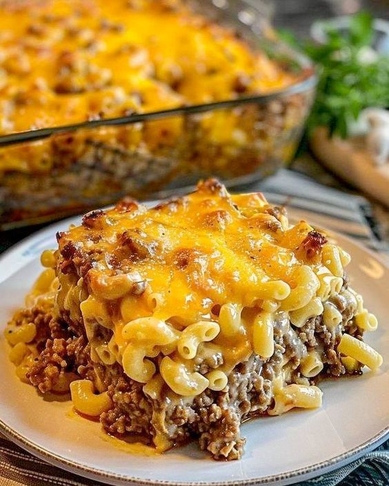 Mac and Cheese Meatloaf Casserole