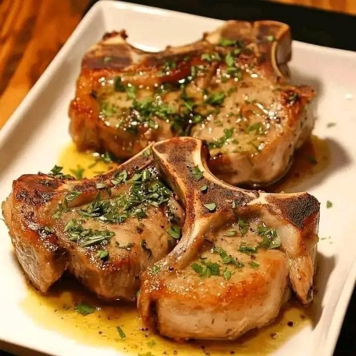 Pork Chops with Scalloped Potatoes