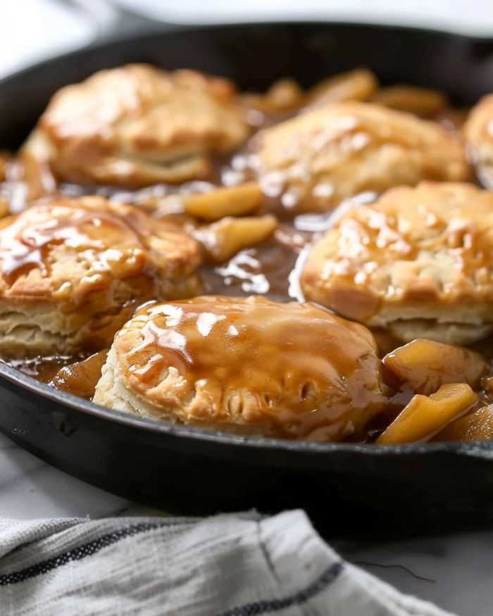 Skillet Apple Pie Biscuits