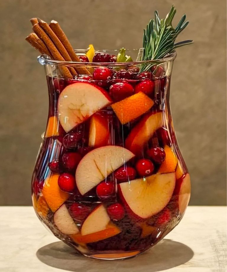 Festive Non-Alcoholic Christmas Sangria: A Jolly Drink for All Ages