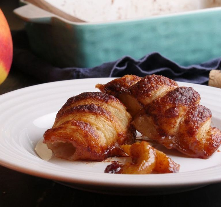 These 5-ingredient peach dumplings are the easiest dessert ever